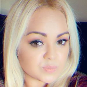 Meet your Posher, Karina